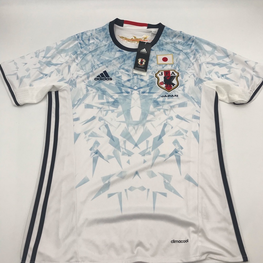 **NEW**Adidas Performance Shirt